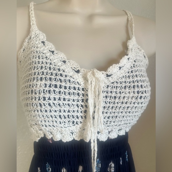 Floral Maxi Dress with Crochet Top Med- LG- XL - Picture 4 of 5